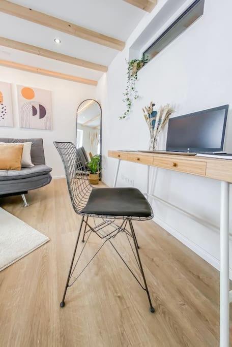 Stylisches Apartment Mit Terrasse In Der Altstadt Von Donauwoerth Exterior foto